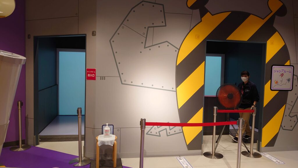 バイキンマンの部屋の入口