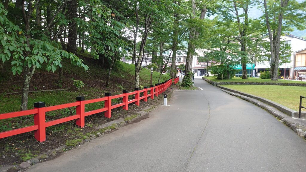 華厳の滝の通路