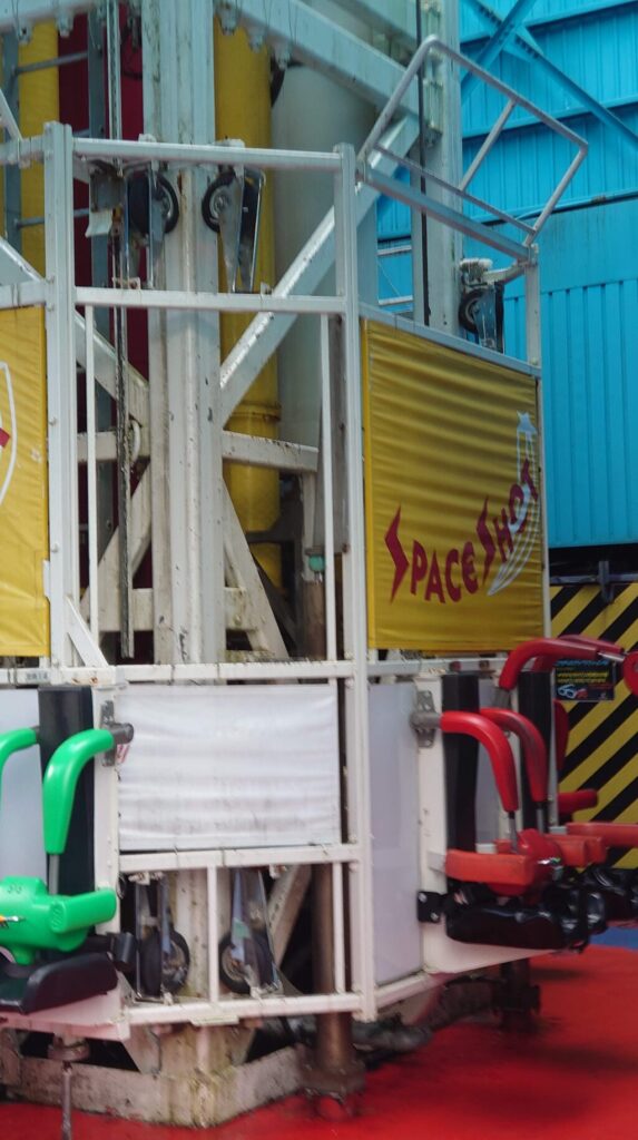 スペースジェットの席