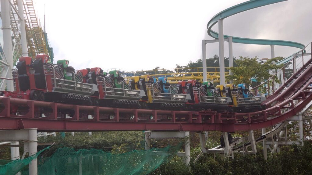 キャメルコースターが動く様子