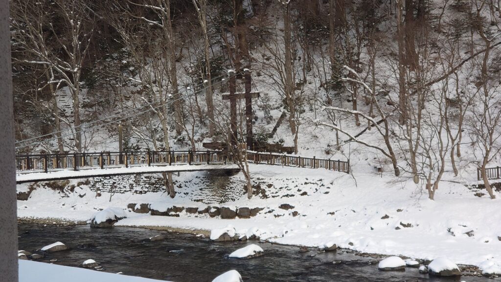 もみじの湯付近の吊り橋