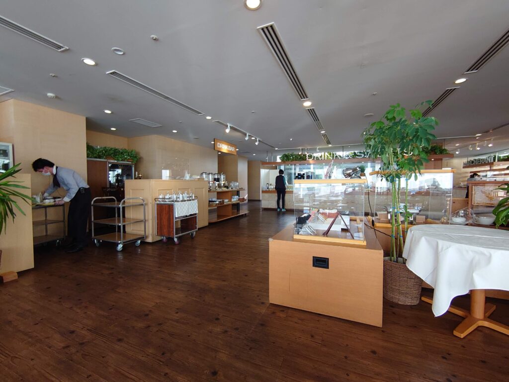 「ツインリンクもてぎ」の朝食バイキング４