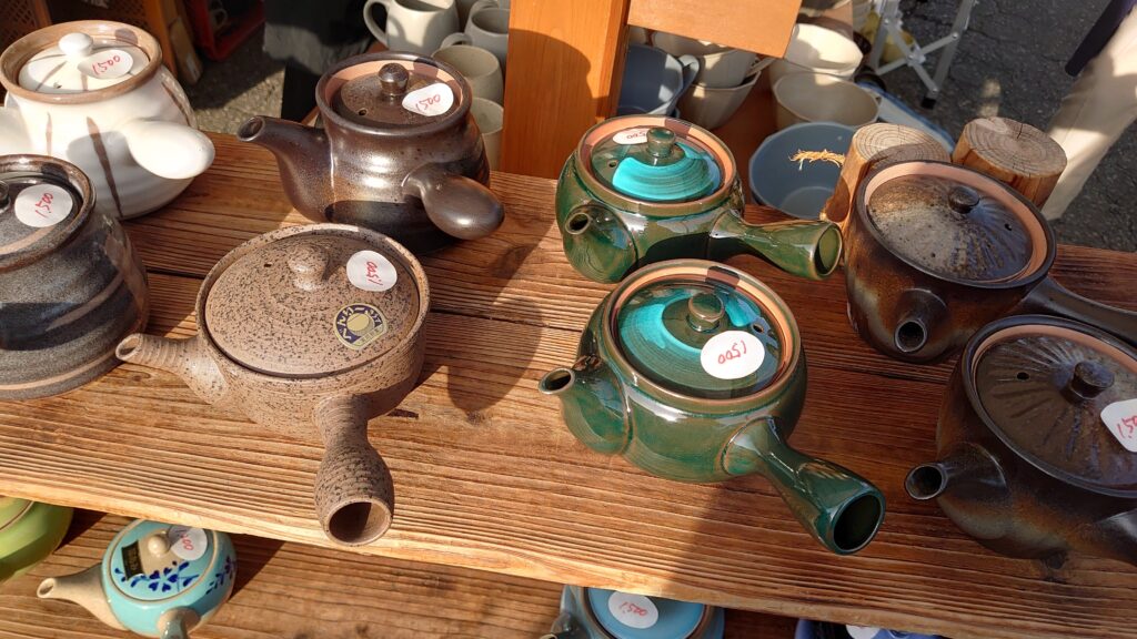 陶器市の急須