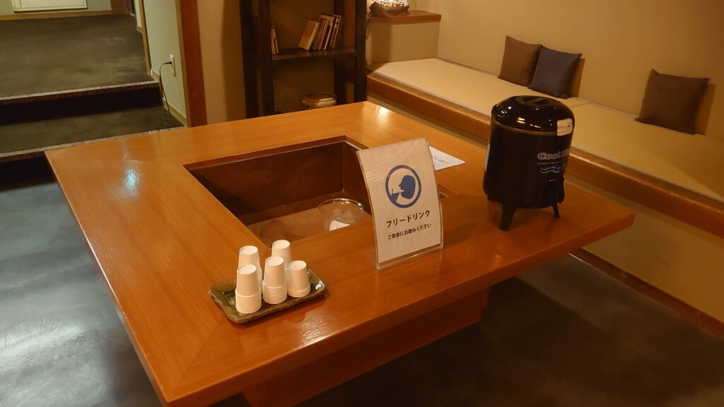 フリードリンク