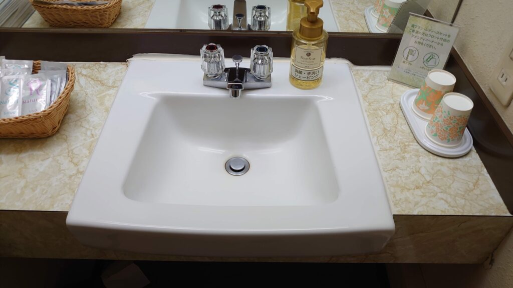 ホテルの洗面所