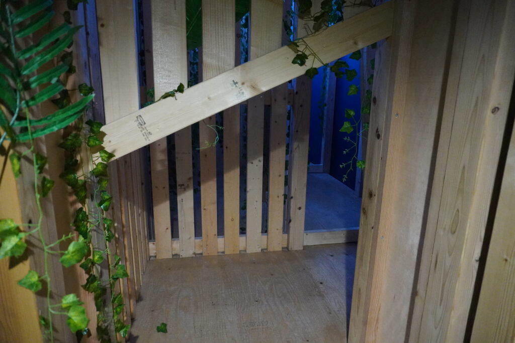 2×4のお手製迷路