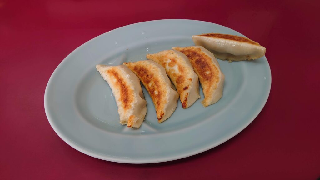 ラーメンショップ市貝の餃子