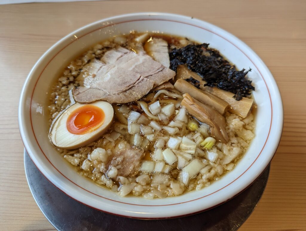 背脂煮干しらーめんと豚丼 誠ラーメン