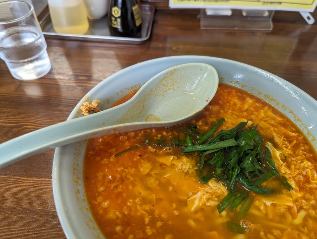 芳賀町の川崎タンタン麺の巨大レンゲ