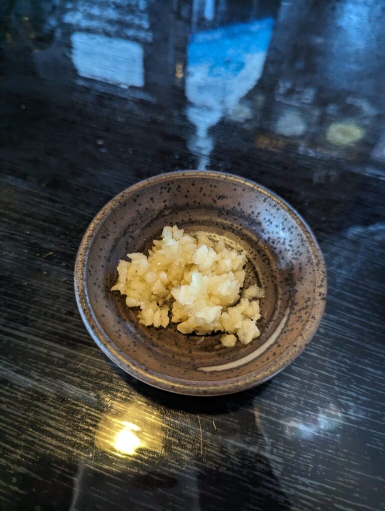 架論の刻みニンニク