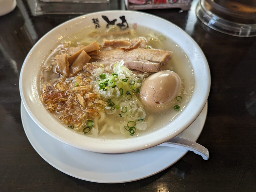 麺伝ともの塩中華