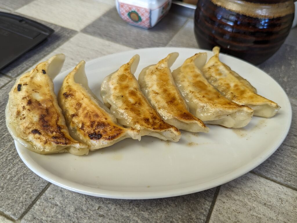 いさみやの餃子